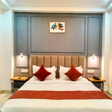 Mavens White Artemis Hospital Road Sector 52 Gurgaon Hotel Luaran gambar